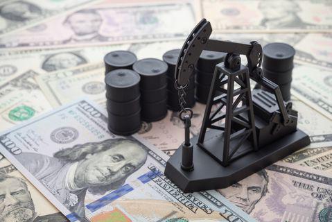 Petróleo: queda a US$ 60 ou subida a US$ 100 em 2022?