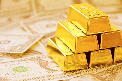 O ouro é visto sob pressão de baixa próximo a $ 1.820