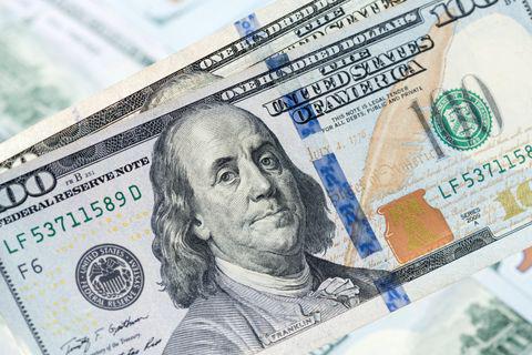 A moeda comum entra em liquidação abaixo de 0.9950, com um USD mantendo sua hegemonia 