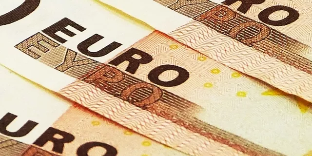 O superávit comercial da zona do euro foi € 30,9 bilhões março