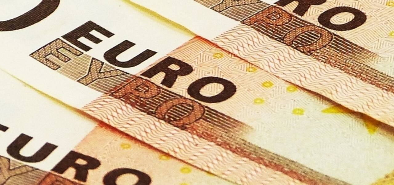 Euro: inflação aumenta para 1,9%