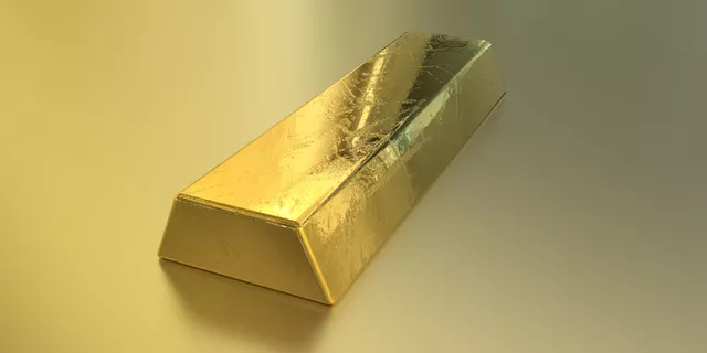 Ouro cai para perto de baixas de 3 semanas