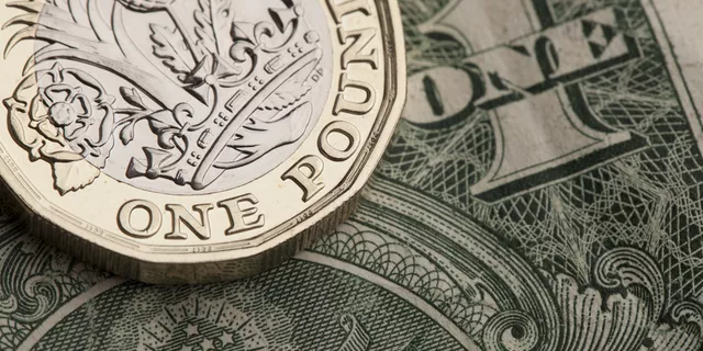 GBP / USD: par é negociado em alta, apesar do bloqueio no Reino Unido
