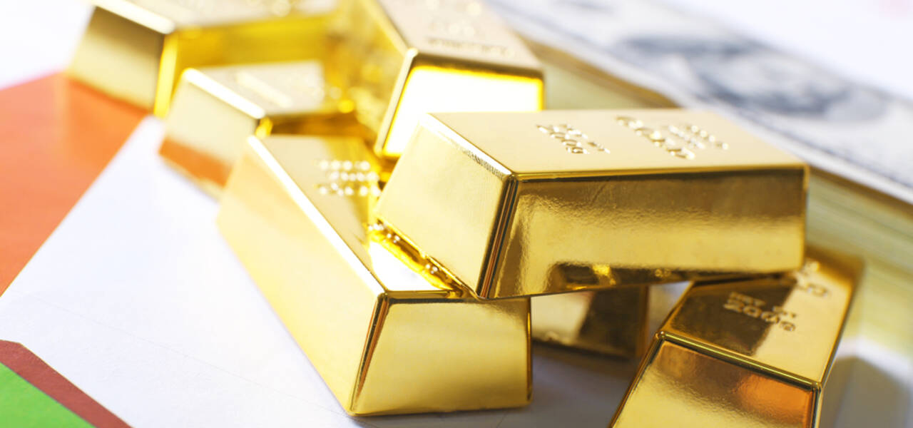 XAU / USD: ursos mantém o ouro sob pressão, em meio a recuperação da demanda do dólar
