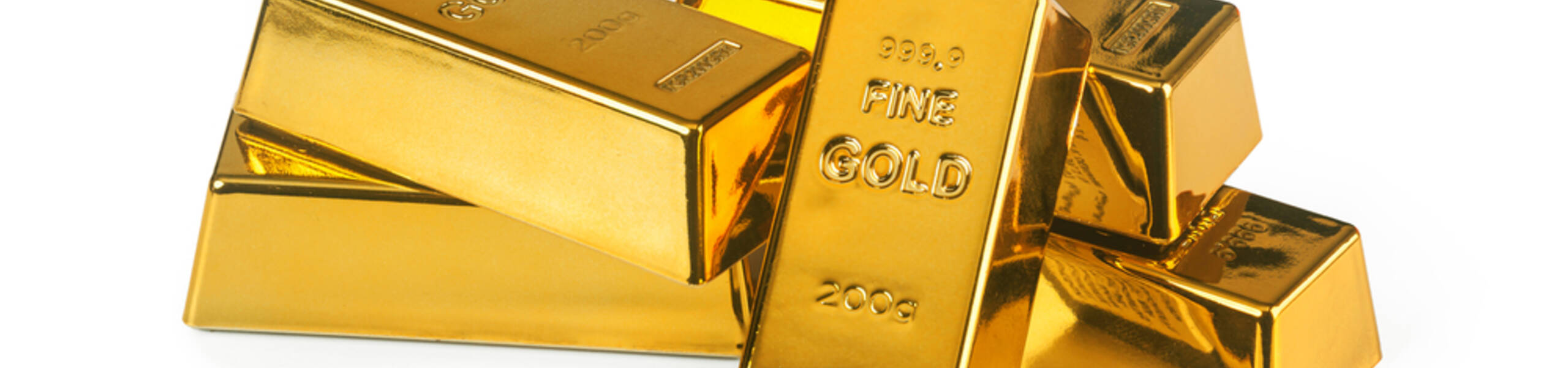 O ouro é negociado sob pressão de baixa alimentado pela inflação dos EUA e o medo de uma recessão