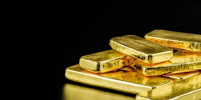Ouro desliza abaixo de US$ 1.950